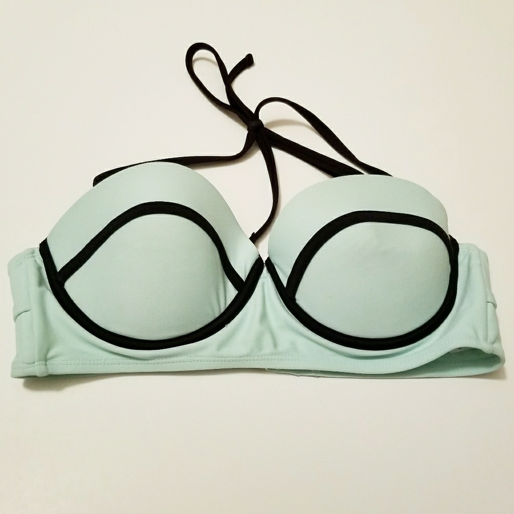 Xhilaration Medium Mint Bikini Top Underwire